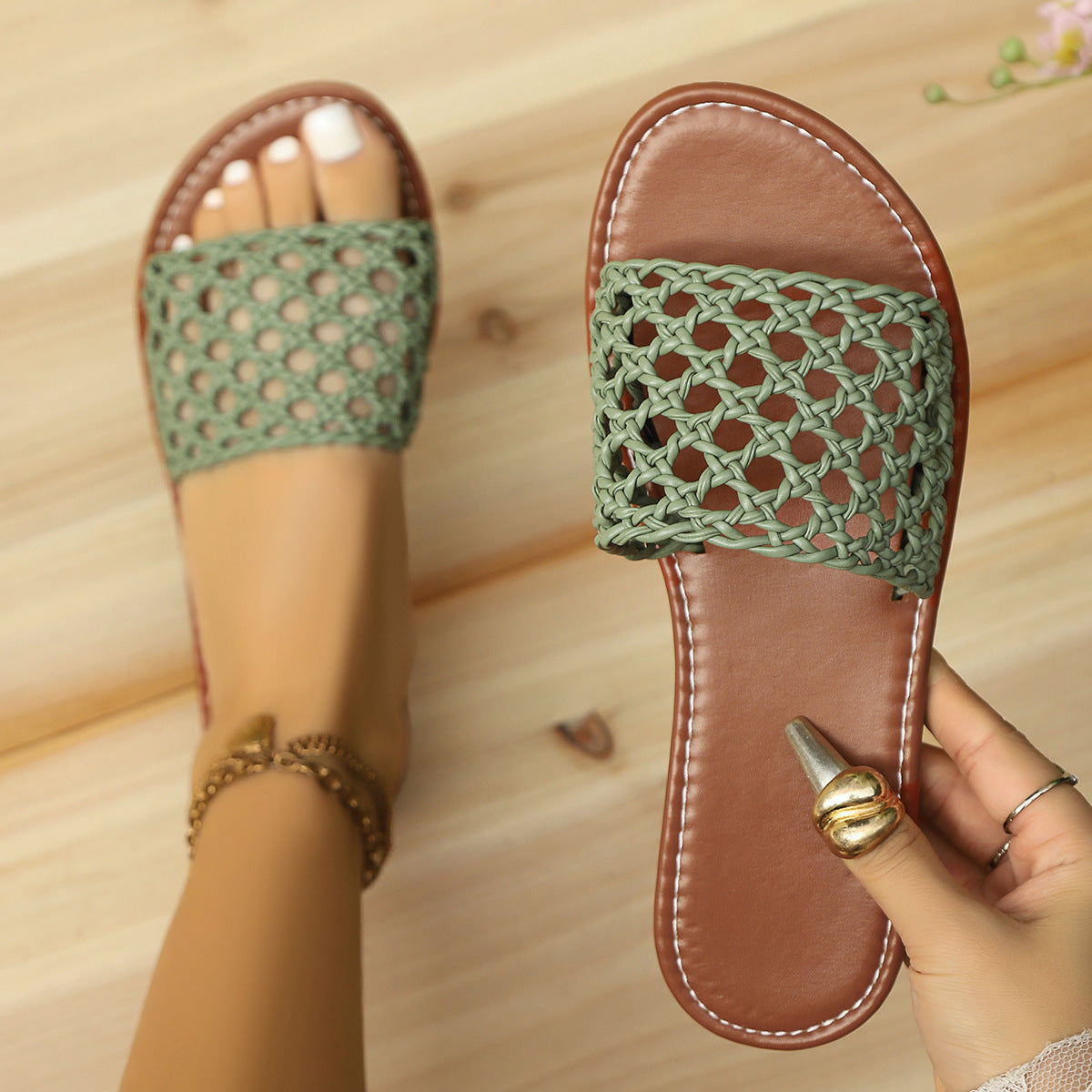 Women's Woven Mesh Slippers